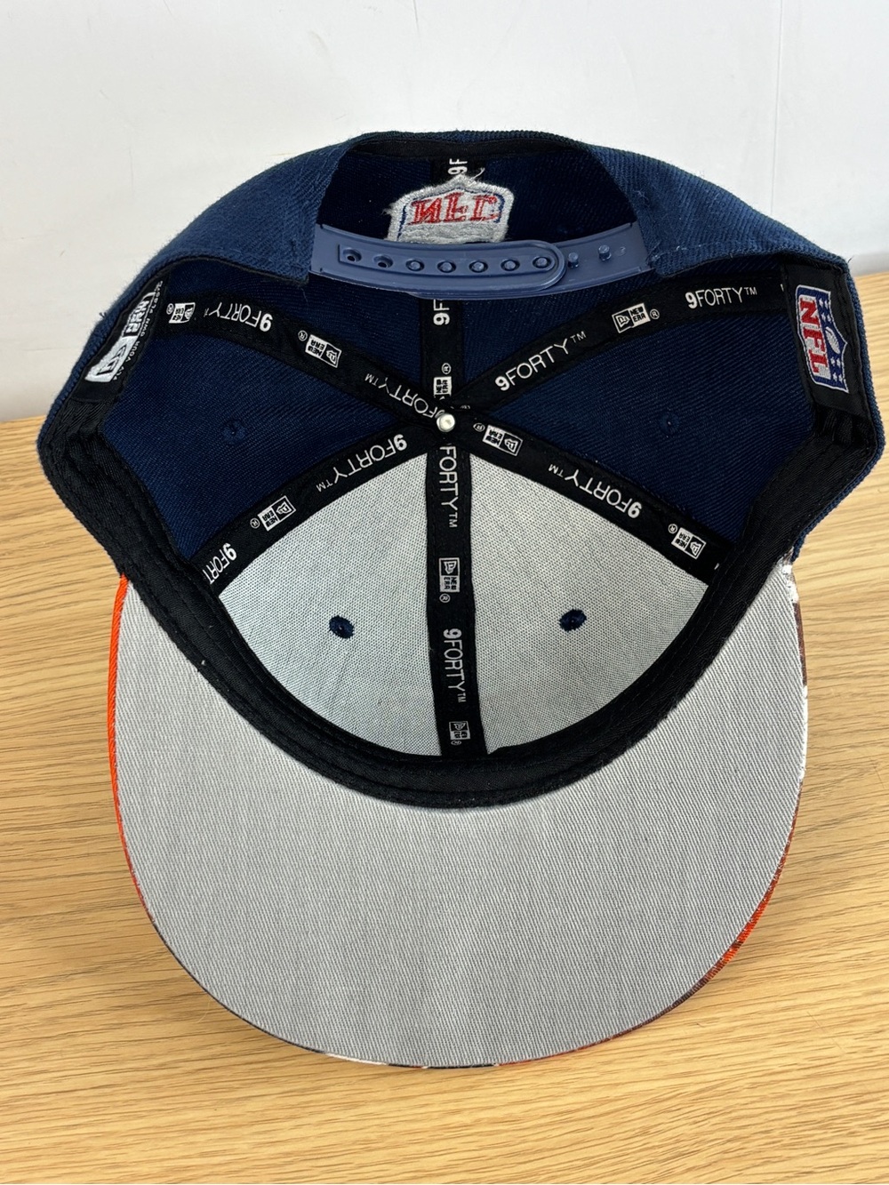 Men's New Era Chicago Bears 59FIFTY Tie Dye Brim Embroidered Bear Logo - Picture 7 of 9